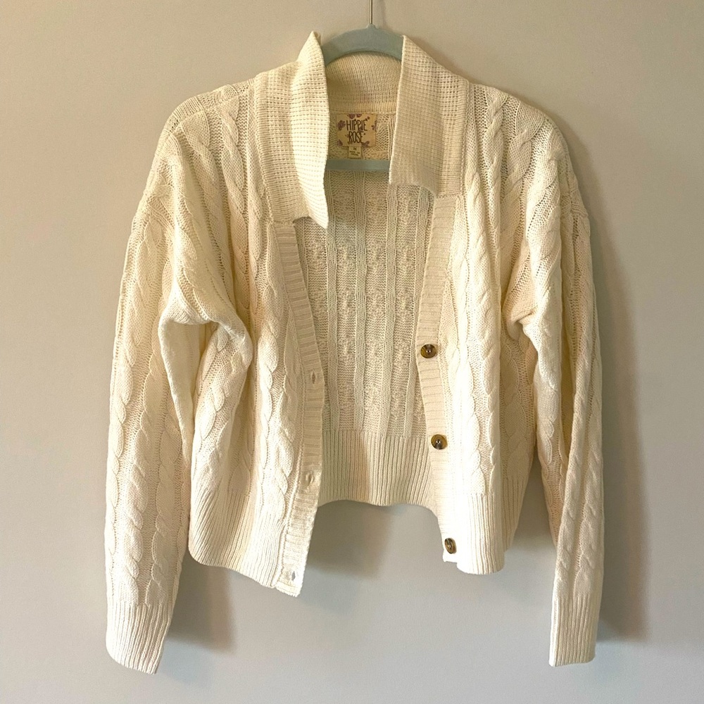 Medium knit cardigan
